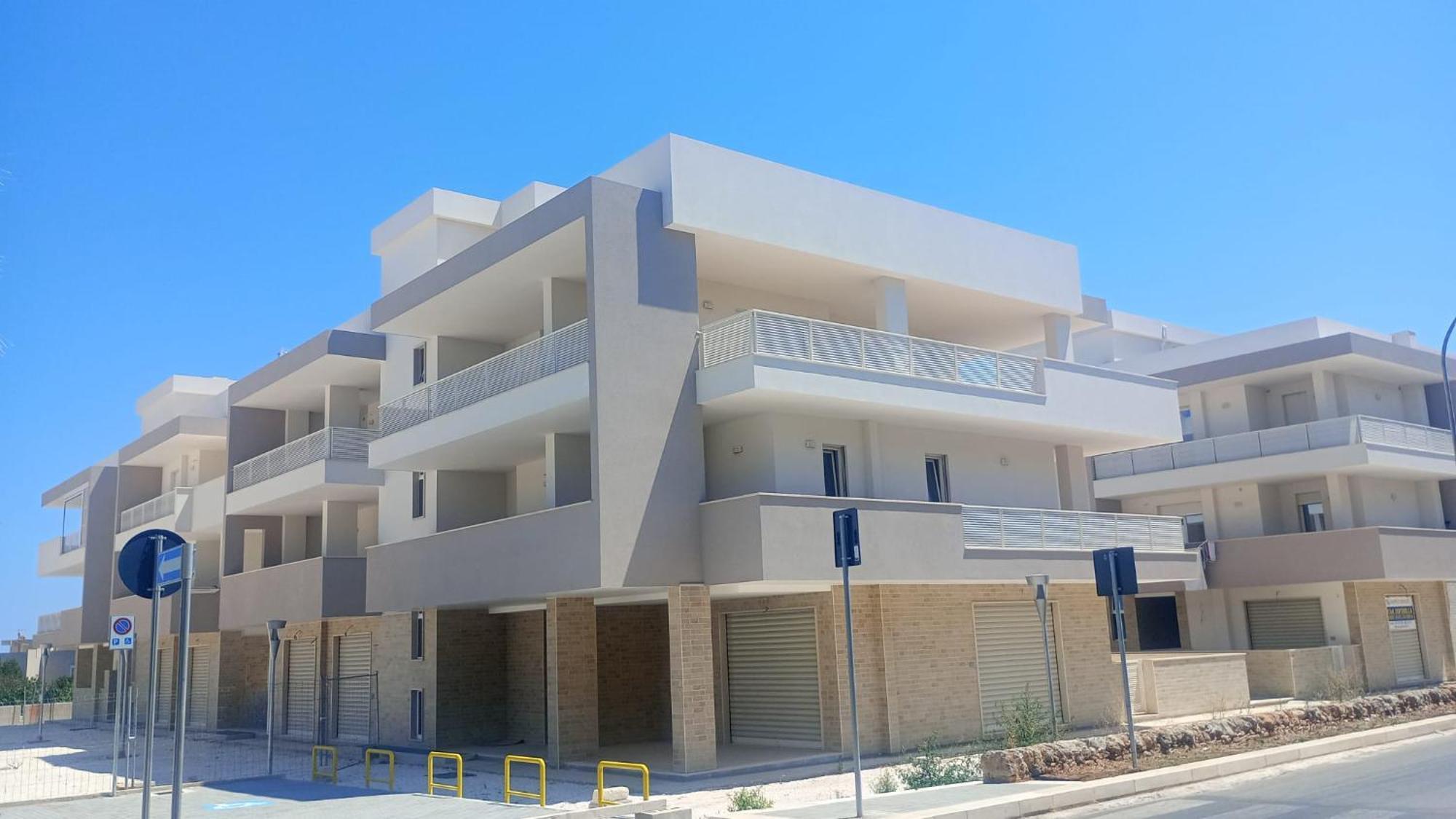 Sea Wind Stanza Con Garage E Ascensore Полиньяно-а-Маре Экстерьер фото